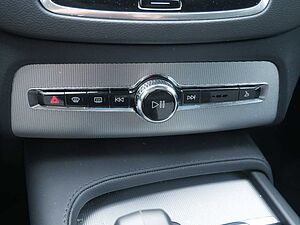 Volvo  T8 Ultimate Bright Recharge Plug-In Hybrid AWD