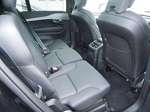 Volvo  T8 Ultimate Bright Recharge Plug-In Hybrid AWD