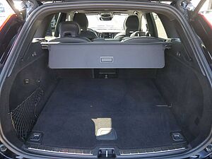 Volvo  Recharge T8 AWD R-Design ACC LED PANO