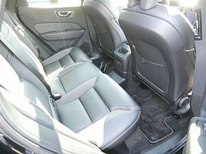 Volvo  Recharge T8 AWD R-Design ACC LED PANO