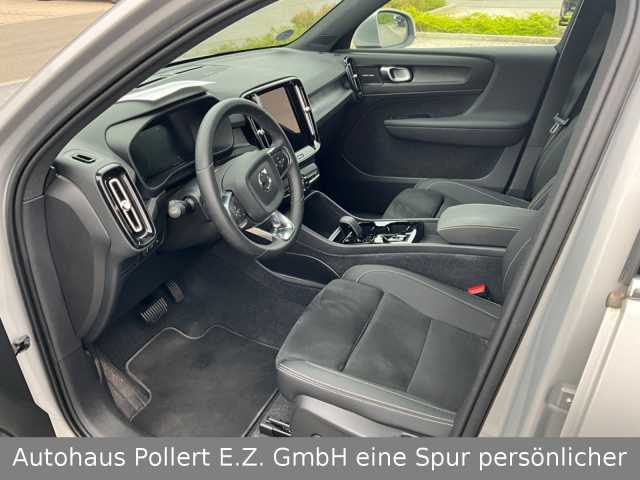 Volvo  T4 Recharge Plug-In Hybrid 2WD Plus Bright