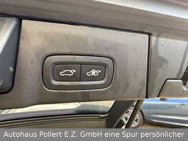 Volvo  Kombi R Design Recharge Plug-In Hybrid AWD