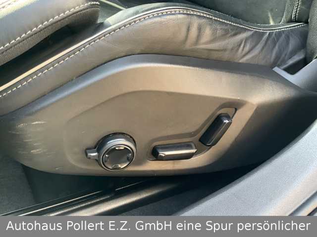 Volvo  Kombi R Design Recharge Plug-In Hybrid AWD