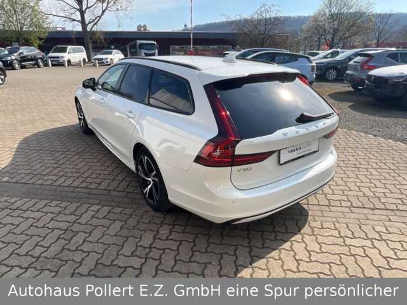 Volvo  Kombi R Design Recharge Plug-In Hybrid AWD