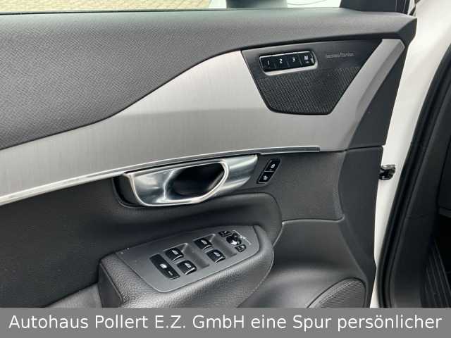 Volvo  R Design Plug-In Hybrid