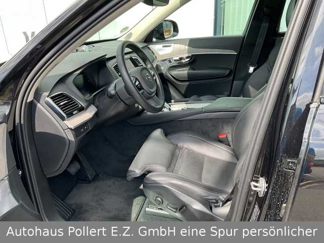 Volvo  Ultra Dark T8 UPE 107.730€