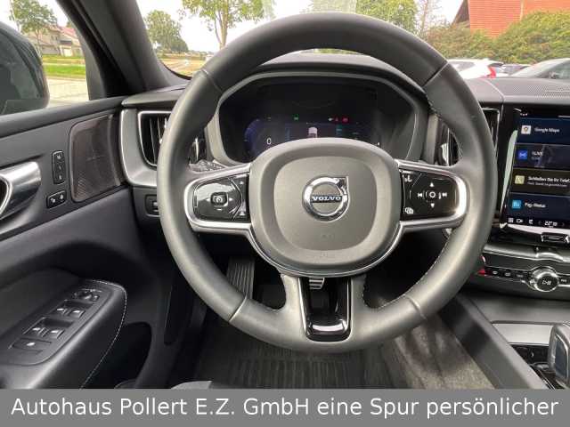 Volvo  R Design Recharge Plug-In Hybrid AWD