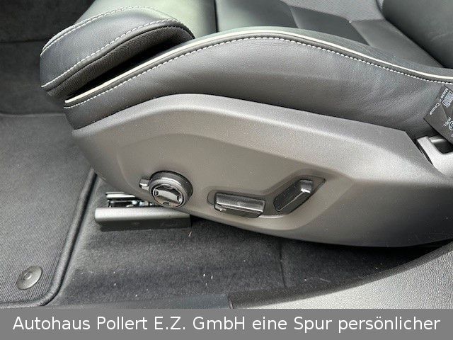 Volvo  Plus Black Edition Recharge Plug-In Hybrid