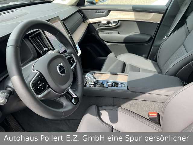 Volvo  Ultra Bright AWD