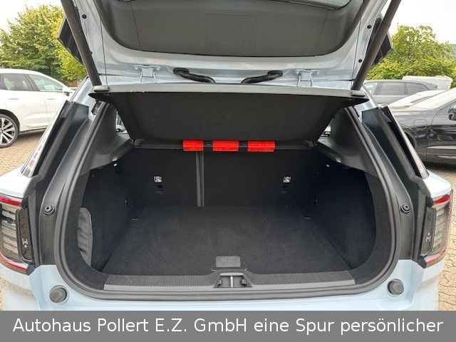 Volvo  Ultra AWD Performance Pure Electric