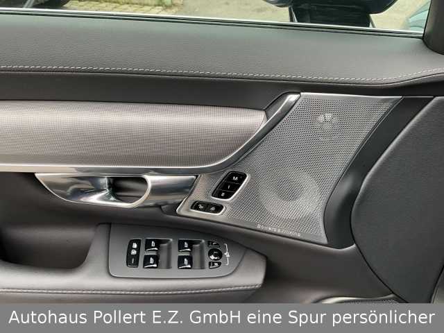 Volvo  T8 Ultimate Bright Plug-In Hybrid