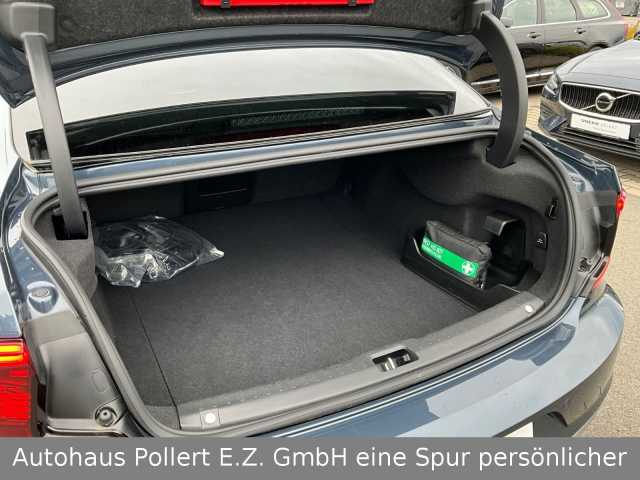 Volvo  T8 Ultimate Bright Plug-In Hybrid