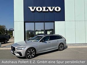 Volvo  T8 Ultra Dark Recharge Plug-In Hybrid AWD