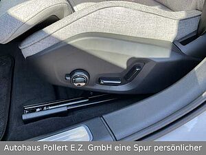 Volvo  T8 Ultra Dark Recharge Plug-In Hybrid AWD