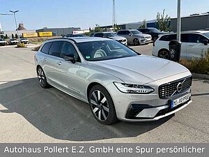Volvo  T8 Ultra Dark Recharge Plug-In Hybrid AWD