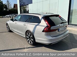Volvo  T8 Ultra Dark Recharge Plug-In Hybrid AWD