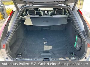 Volvo  T8 Ultra Dark Recharge Plug-In Hybrid AWD