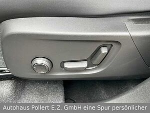 Volvo  T4 Recharge Plug-In Hybrid 2WD Plus Bright