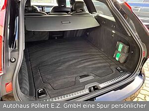 Volvo  Kombi R Design Recharge Plug-In Hybrid AWD