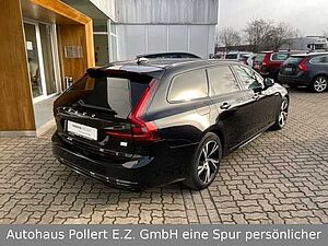 Volvo  Kombi R Design Recharge Plug-In Hybrid AWD