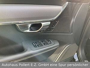 Volvo  Kombi R Design Recharge Plug-In Hybrid AWD