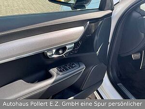 Volvo  Kombi R Design Recharge Plug-In Hybrid AWD