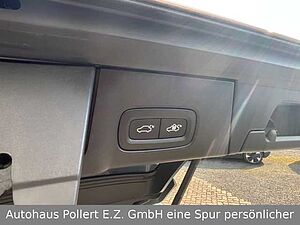 Volvo  Kombi R Design Recharge Plug-In Hybrid AWD