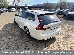 Volvo  Kombi R Design Recharge Plug-In Hybrid AWD