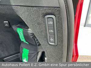 Volvo  Ultra Dark T8 UPE 107.730€
