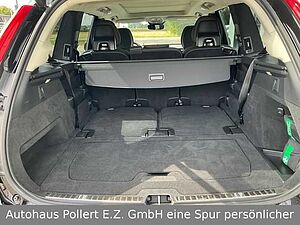 Volvo  Ultra Dark T8 UPE 107.730€