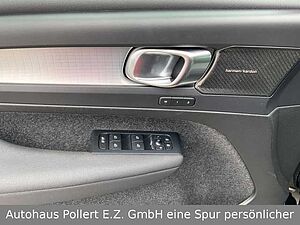 Volvo  T4 Plus Bright Recharge Plug-In Hybrid