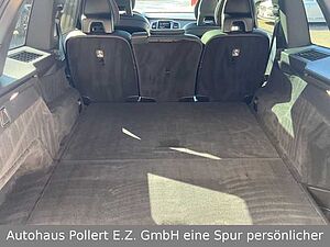 Volvo  B5 AWD R Design
