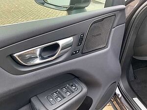 Volvo  T6 Inscription Recharge Plug-In Hybrid AWD