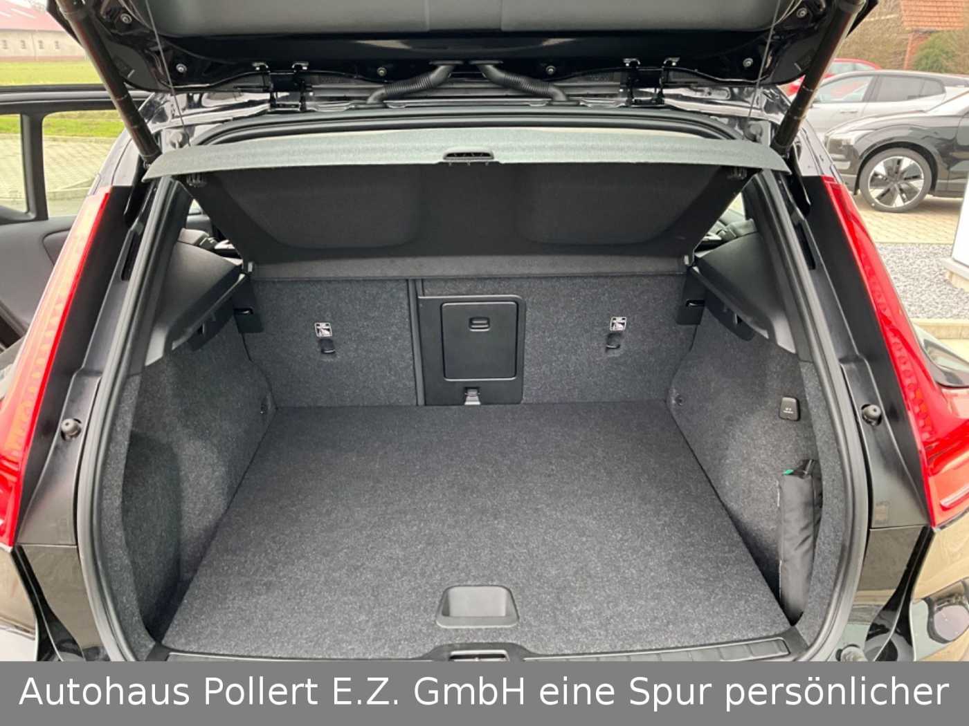 Volvo  T4 Inscription Expression Plug-In Hybrid