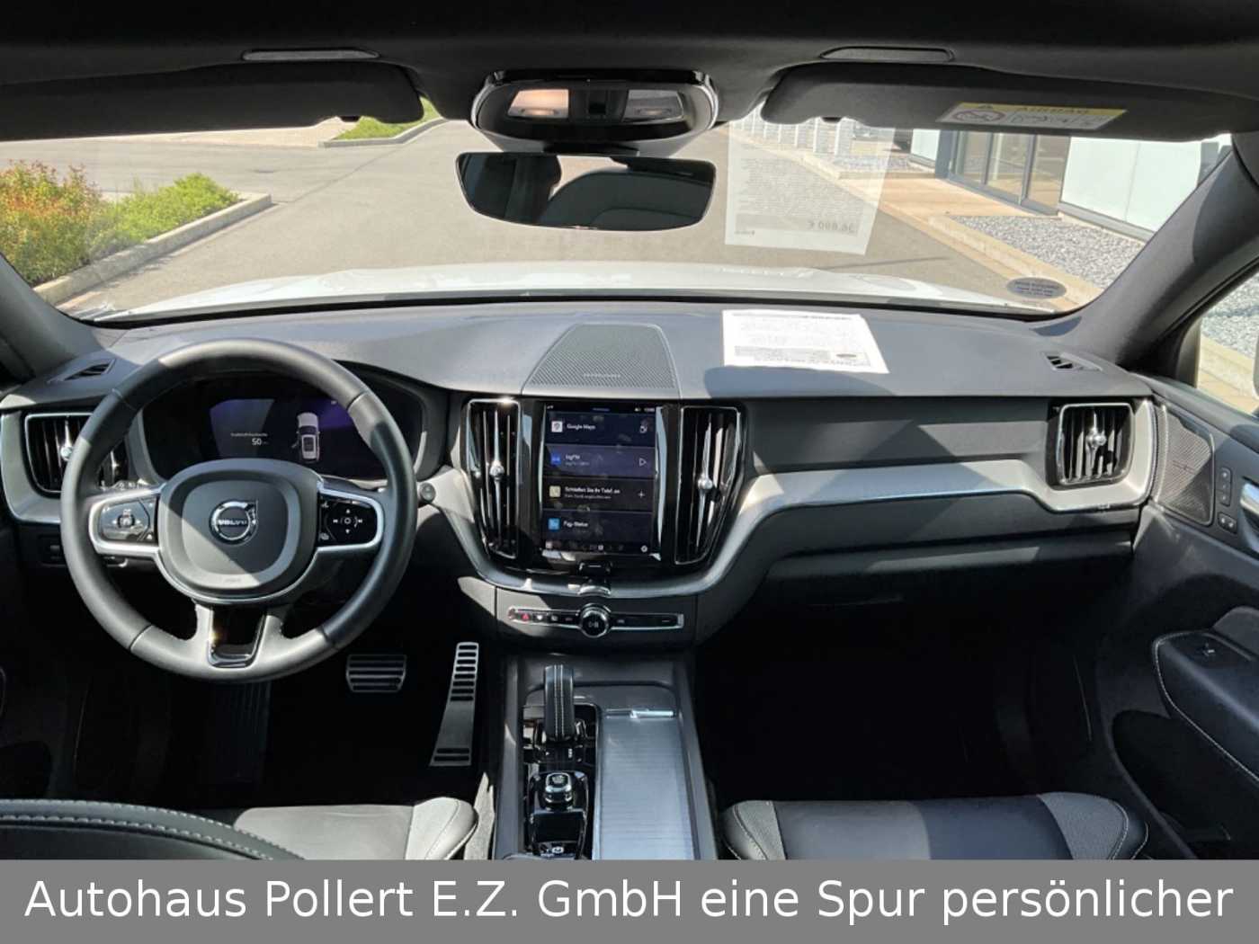 Volvo  R Design AWD Mild-Hybrid