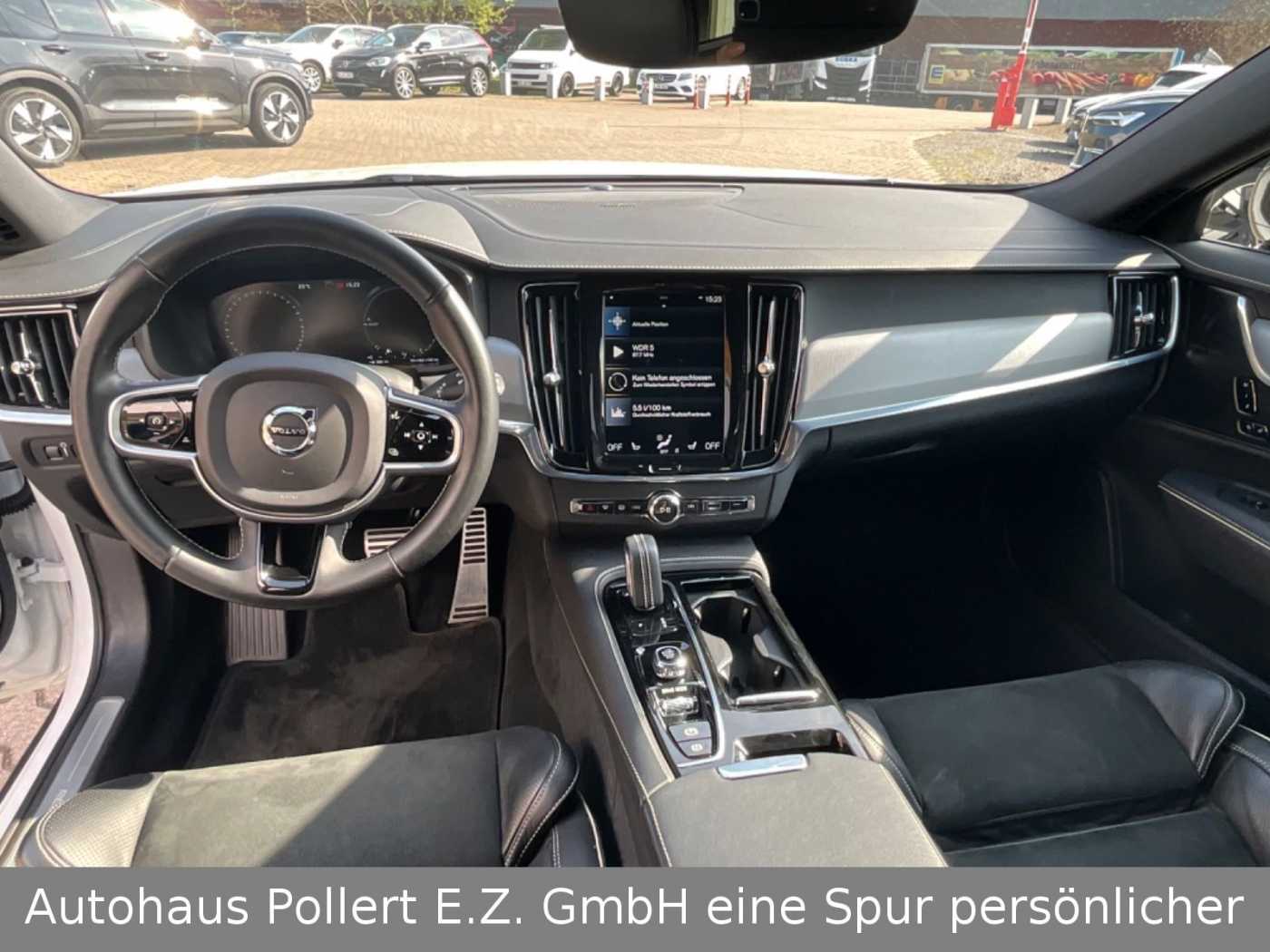 Volvo  Kombi R Design Recharge Plug-In Hybrid AWD