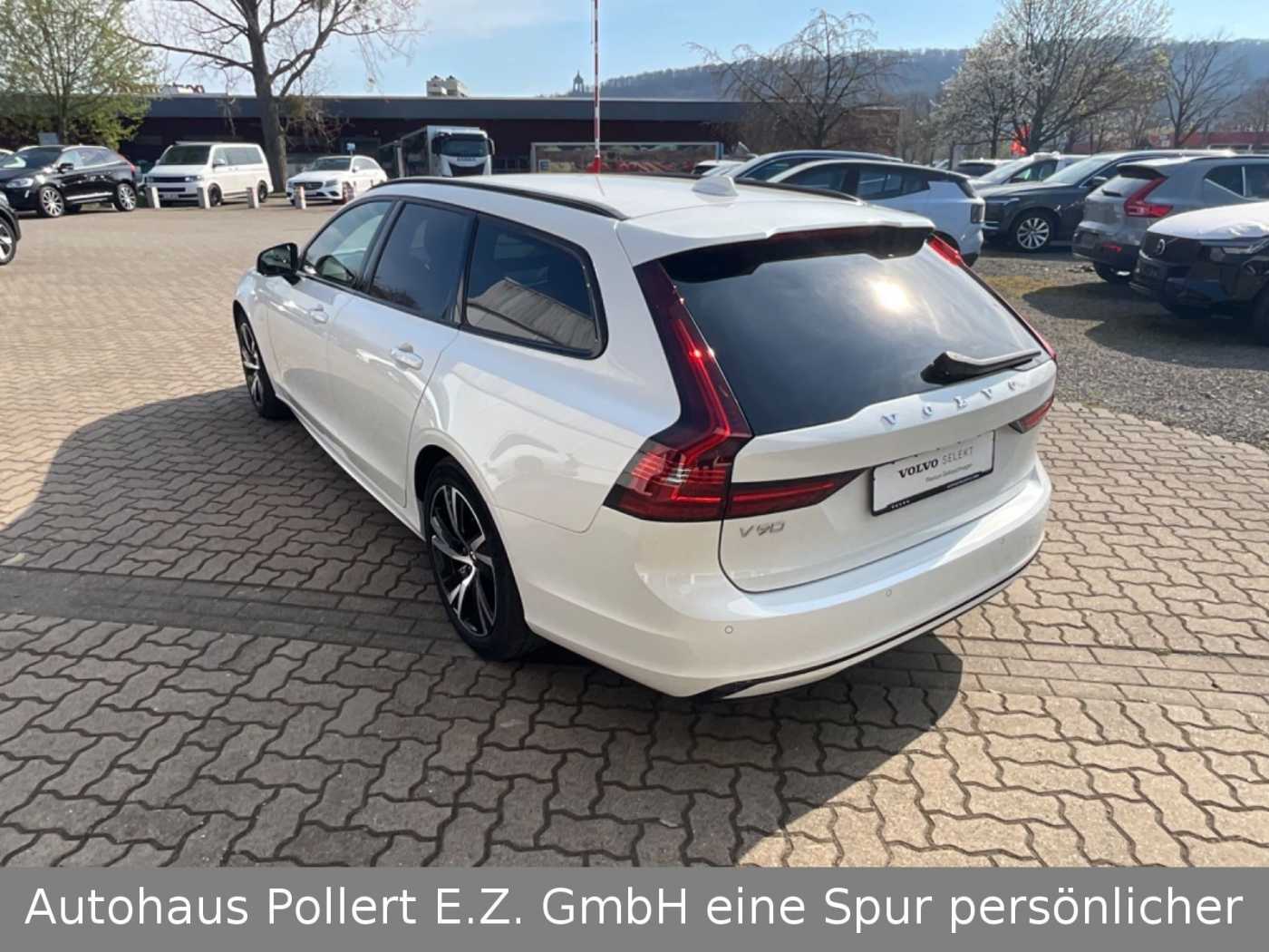 Volvo  Kombi R Design Recharge Plug-In Hybrid AWD