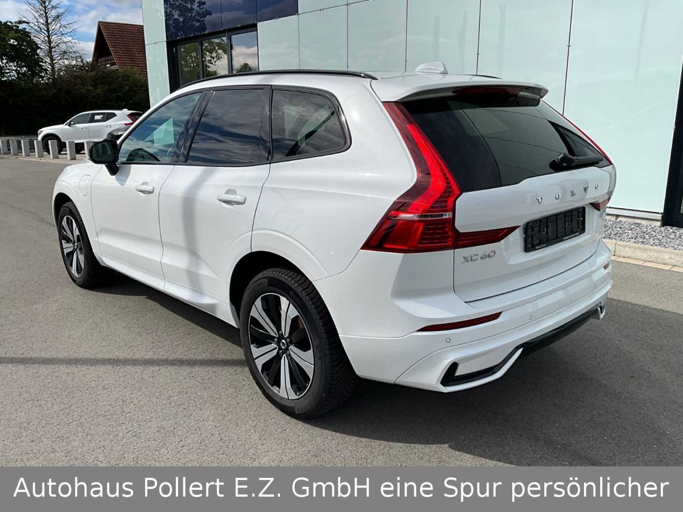 Volvo  T6 AWD Recharge Plus Dark