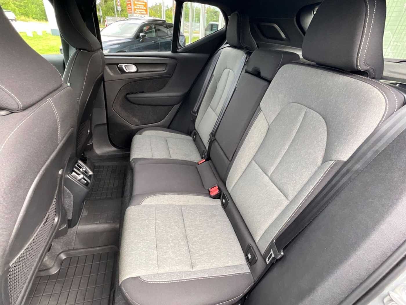 Volvo  Core 2WD