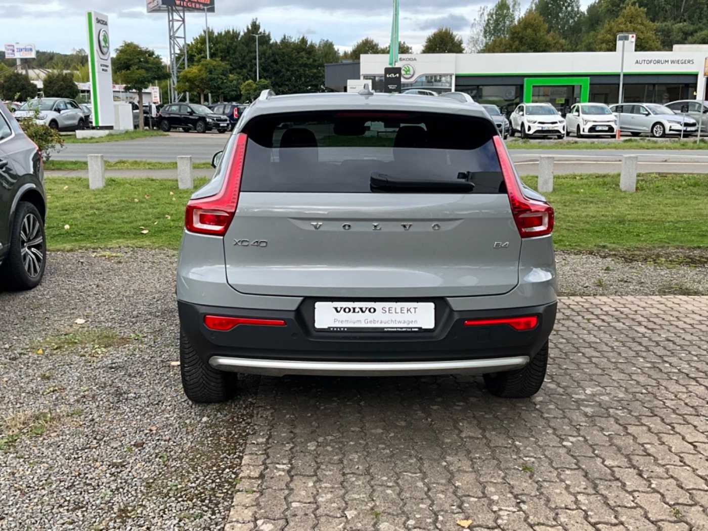 Volvo  Core 2WD