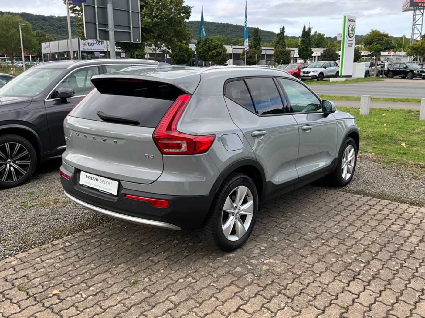 Volvo  Core 2WD