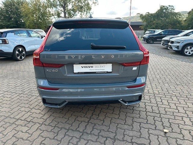 Volvo  T6 Plus Dark Recharge Plug-In Hybrid AWD