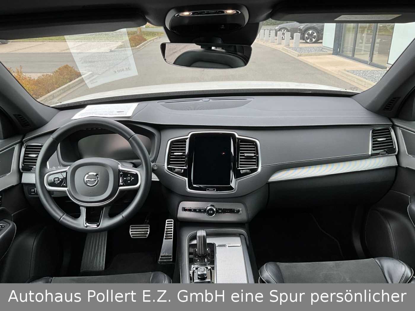 Volvo  R Design AWD B5 Mild-Hybrid