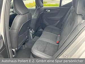 Volvo  T4 Recharge Plug-In Hybrid 2WD Plus Bright