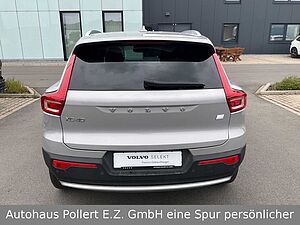 Volvo  T4 Recharge Plug-In Hybrid 2WD Plus Bright