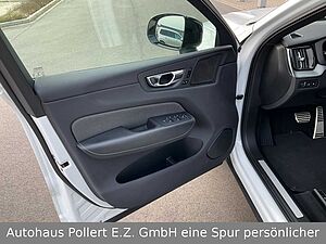 Volvo  T8 R Design Recharge Plug-In Hybrid AWD