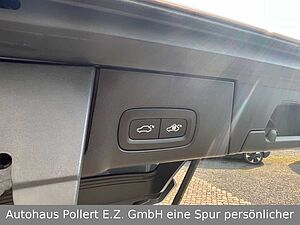 Volvo  Kombi R Design Recharge Plug-In Hybrid AWD