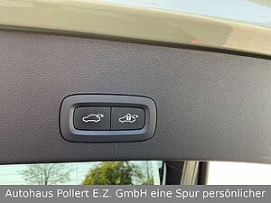Volvo  Ultimate Recharge Pure Electric AWD