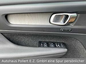 Volvo  Inscription Recharge Plug-In Hybrid 2WD