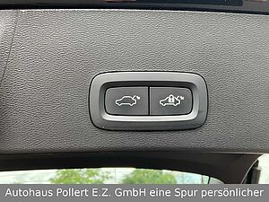 Volvo  Inscription Recharge Plug-In Hybrid 2WD